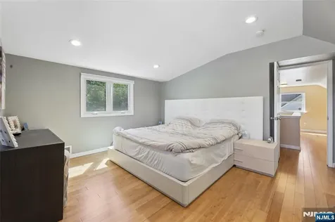 1005 Carnation Drive New Milford NJ 07646