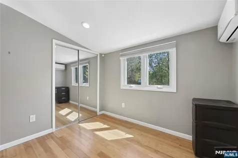 1005 Carnation Drive New Milford NJ 07646