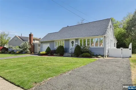 1005 Carnation Drive New Milford NJ 07646