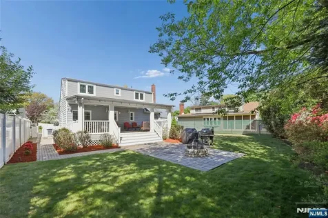 1005 Carnation Drive New Milford NJ 07646