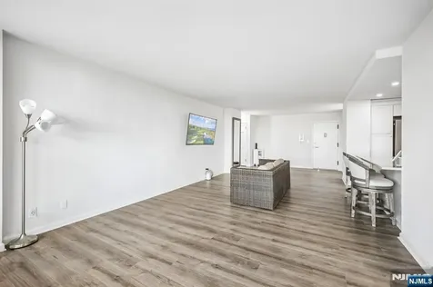 1 Claridge Drive Verona NJ 07044