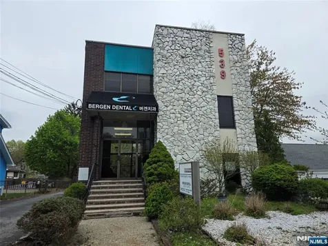539 Durie Avenue Closter NJ 07624