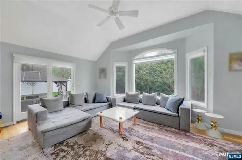 27 Highland Avenue Demarest NJ 07627