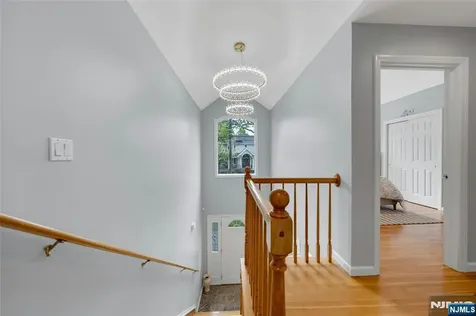 27 Highland Avenue Demarest NJ 07627