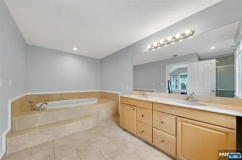 27 Highland Avenue Demarest NJ 07627