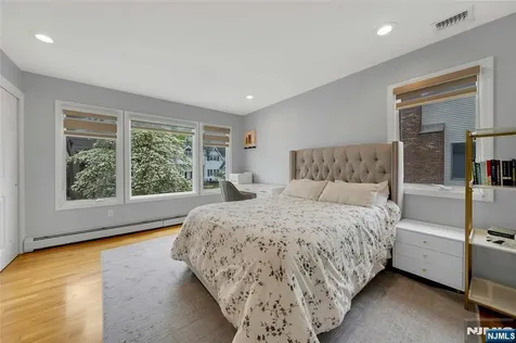27 Highland Avenue Demarest NJ 07627