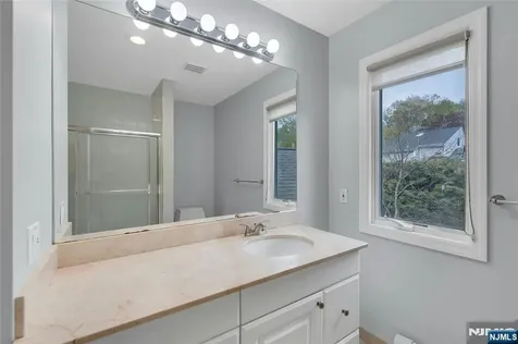 27 Highland Avenue Demarest NJ 07627