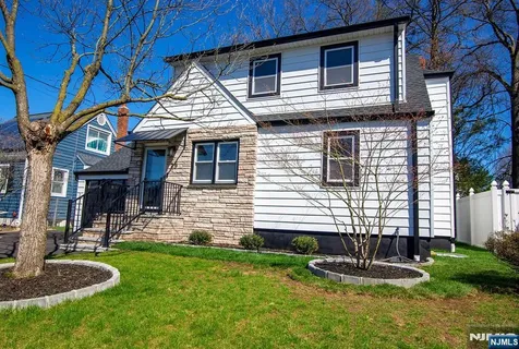 25 Windsor Drive Dumont NJ 07628