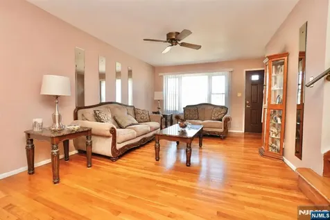 16 Morse Place Belleville NJ 07109