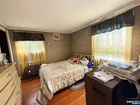 599 S Center Street Orange NJ 07050