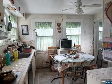 599 S Center Street Orange NJ 07050