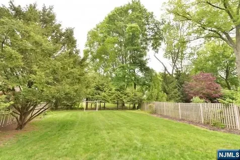 71 Everett Street Closter NJ 07624