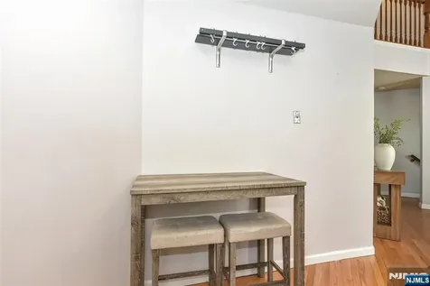 1069 Cambridge Court Mahwah NJ 07430