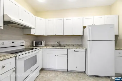 6412 Richmond Road West Milford NJ 07480