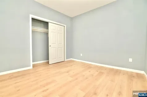 678 Highland Avenue Newark NJ 07104