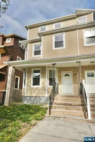 678 Highland Avenue Newark NJ 07104