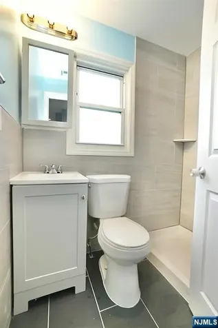 678 Highland Avenue Newark NJ 07104