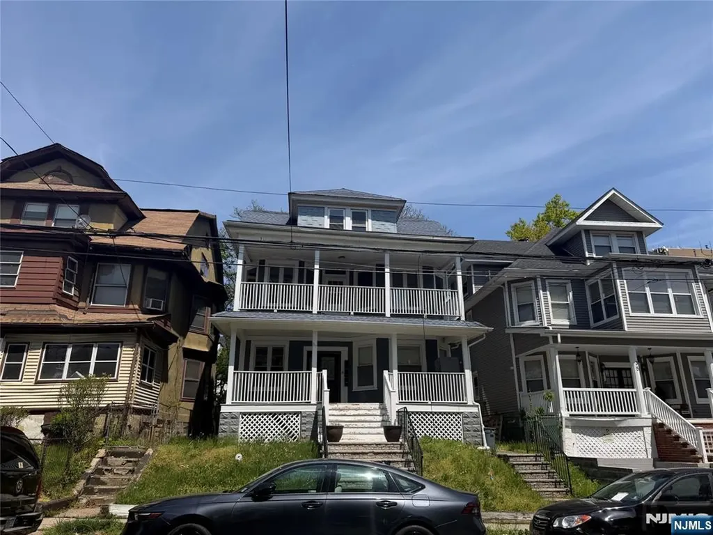 37 Mapes Avenue Newark NJ 07112