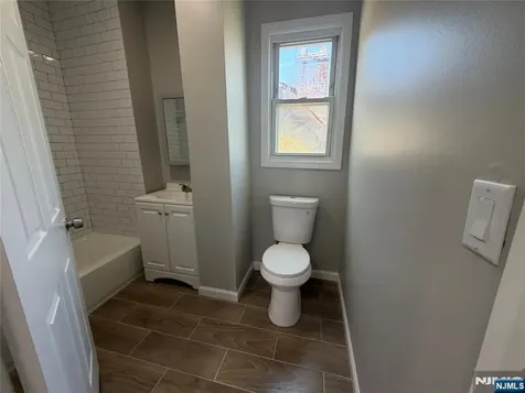 37 Mapes Avenue Newark NJ 07112