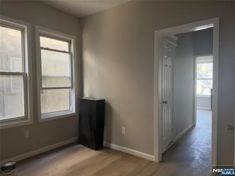 37 Mapes Avenue Newark NJ 07112