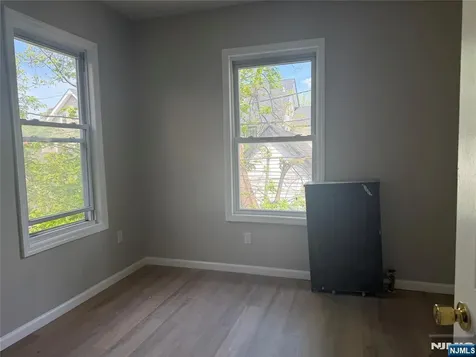 37 Mapes Avenue Newark NJ 07112