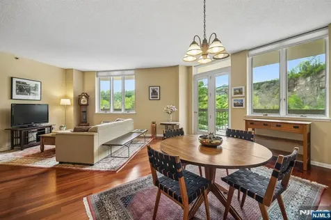 10 Smith Manor Boulevard West Orange NJ 07052