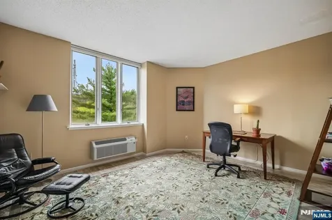 10 Smith Manor Boulevard West Orange NJ 07052