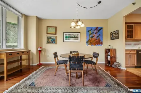 10 Smith Manor Boulevard West Orange NJ 07052