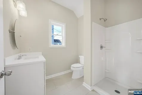 532 Ringwood Avenue Wanaque NJ 07465