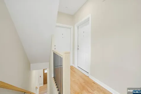 532 Ringwood Avenue Wanaque NJ 07465