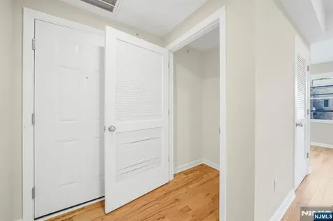 532 Ringwood Avenue Wanaque NJ 07465