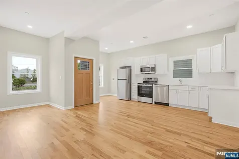 532 Ringwood Avenue Wanaque NJ 07465