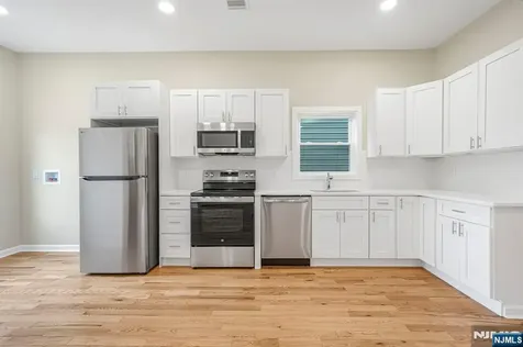 532 Ringwood Avenue Wanaque NJ 07465