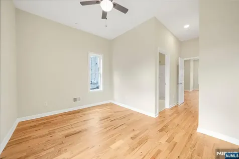 532 Ringwood Avenue Wanaque NJ 07465