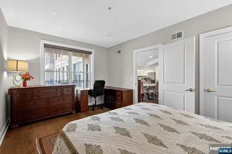 54 Polifly Hackensack NJ 07601