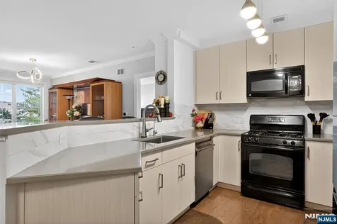 54 Polifly Hackensack NJ 07601