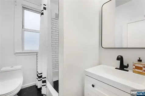 6 Jefferson Avenue Maplewood NJ 07040