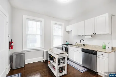 6 Jefferson Avenue Maplewood NJ 07040