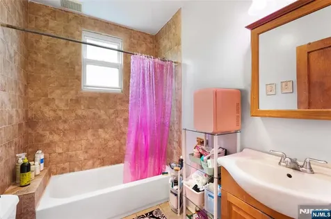 6 Jefferson Avenue Maplewood NJ 07040