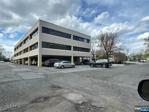 700 E Palisade Avenue Englewood Cliffs NJ 07632