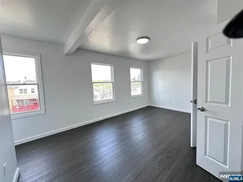 23 Highland Street Paterson NJ 07524