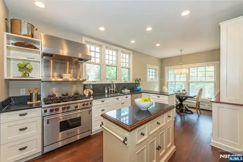 104 Gates Avenue Montclair NJ 07042