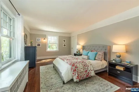 104 Gates Avenue Montclair NJ 07042