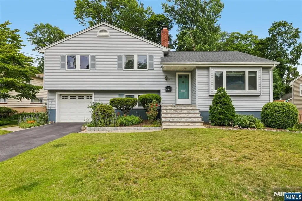 419 Hopper Avenue Ridgewood NJ 07450
