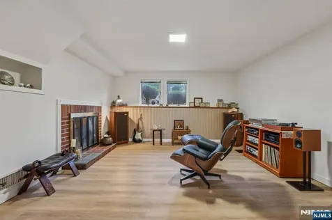 419 Hopper Avenue Ridgewood NJ 07450
