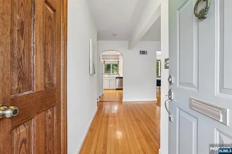 419 Hopper Avenue Ridgewood NJ 07450