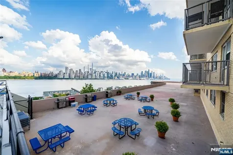 6600 Boulevard East West New York NJ 07093