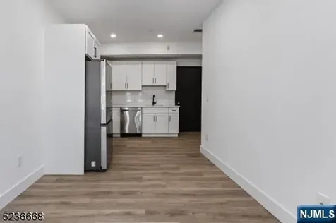 189 Dayton Passaic NJ 07055