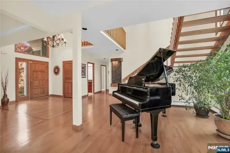 738 Ridge Road Kinnelon Borough NJ 07405