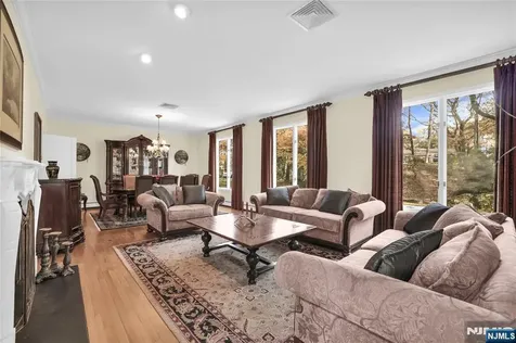 738 Ridge Road Kinnelon Borough NJ 07405